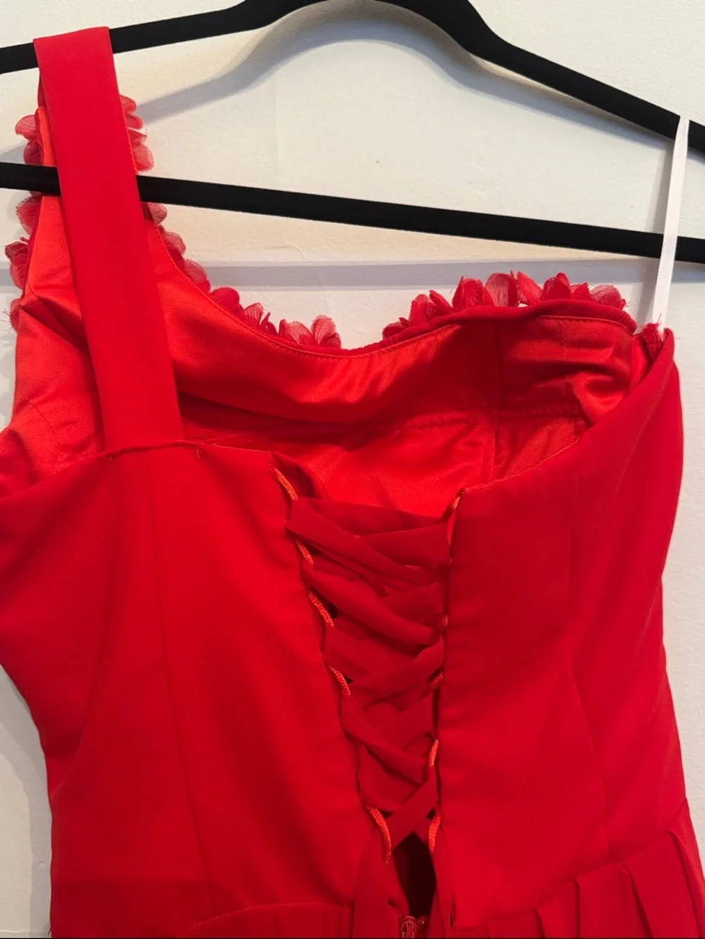 Red One-Shoulder Ruffled Evening Dress - Picture 5 of 8